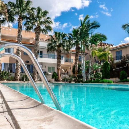 Holiday Cosy Home Pafos Exterior foto