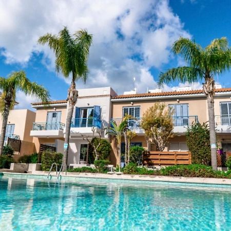 Holiday Cosy Home Pafos Exterior foto