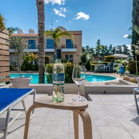 Holiday Cosy Home Pafos Exterior foto