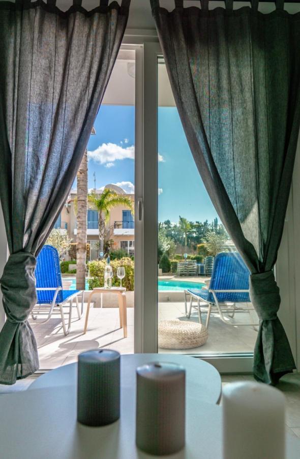 Holiday Cosy Home Pafos Exterior foto